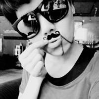 比较搞笑的小丑爱我久伴我久还是转身就走