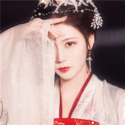 2024古风唯美头像有诗意图片 长情不只我一人