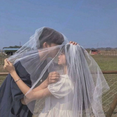 独特又简洁清新的情侣头像 因为你世界都善意