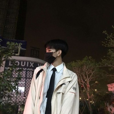 2024男生伤感头像大全超拽帅气 住不进你心里我怪谁