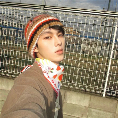 很有感觉的微信珍品男头 真人热门系列的优质男头