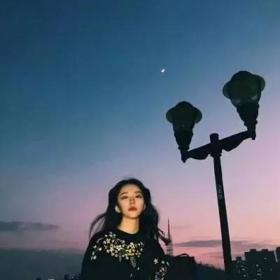 唯美伤感的个性情侣头像一人一张 我们唯一的关系是没关系