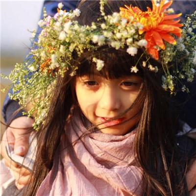 2024小女孩呆萌头像高清图片 错过就错过总要有点性格