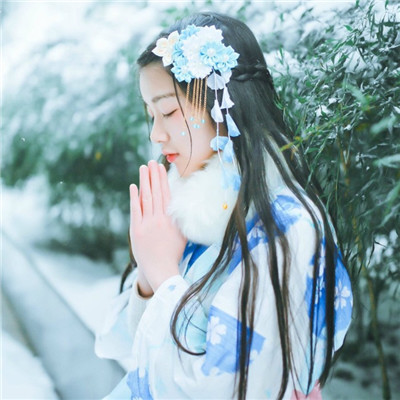 女生超拽长发威猛头像2024精选 无法用言语来形容你的肮脏