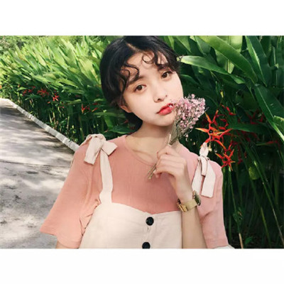 女生头像2024韩系最新版上下白边 不想历遍山河也要觉得人间值得