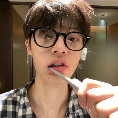 真人男头冷漠高清合集 会用很久显风度的男头