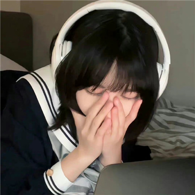 高冷耐看高清女生头像无水印风度 我说天气很舒服你说想一起散散步