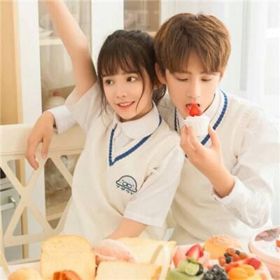 2024最火情侣头像一对夏天青春靓丽 唯美甜蜜贴吧情侣头像