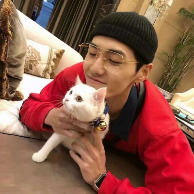 最新稳重清新俊逸的简洁男生这些美好和柔和都会如约而至 