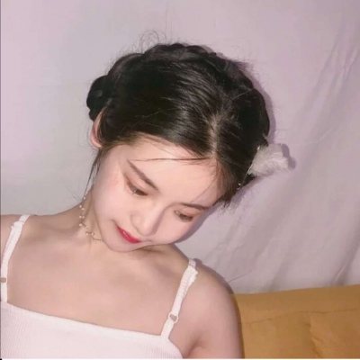很治愈的清丽美女头像大全 挥手之间都是人走茶凉