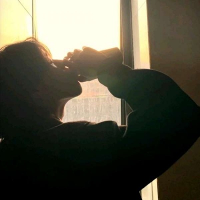 最新伤感男头像经典颓废 不准凶我柔和待我