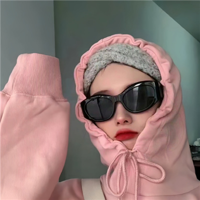 古灵精怪新版幽默女头真人 很沙雕又很赞的女头