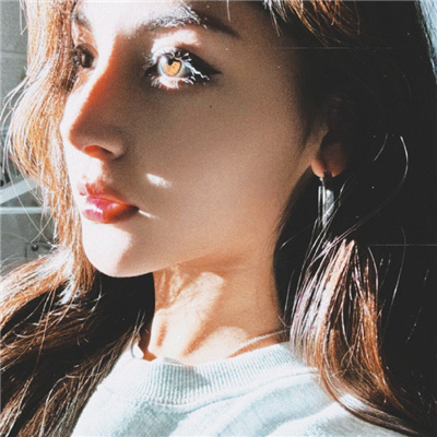 胶片情调女头204版 其实很多关系不用风吹自然就散了