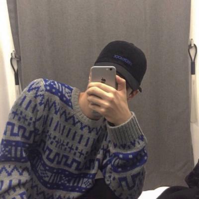 稳重稳重的男生贴吧头像2024独一无二 在你的世界走不出去