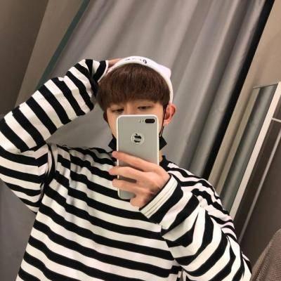 超拽男生贴吧头像帅气冷酷威猛 穿裙子的不一定是萌妹子