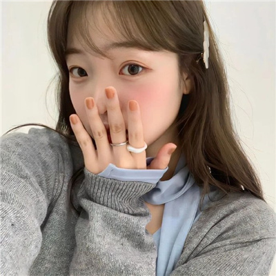 呆萌风度高冷女头潮流风 我们的收场要像没温馨过一样