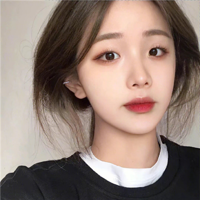 甜蜜的少女微信头像外貌超高 真羡慕你这么年轻时就认识了我