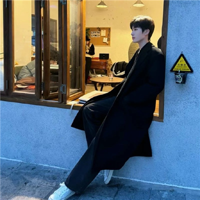 男头氛围十足风度出众 气场强大的男头很优质