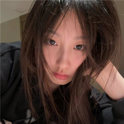 街头艺术家女头很有魅力又出彩  潮流感很有感染力的女头