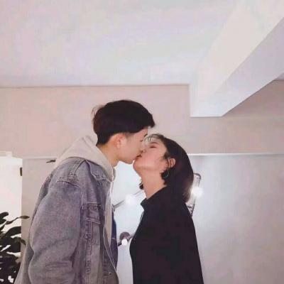 情人节撒狗粮情侣头像一男一女 好看情侣头像一对精选