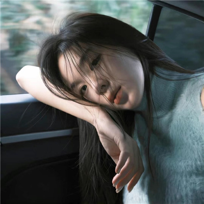 清冷风度的情调女头 清冷疏离风度的女头