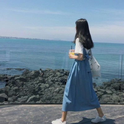 女生背影头像唯美高清2024 舍得舍得有舍才有得