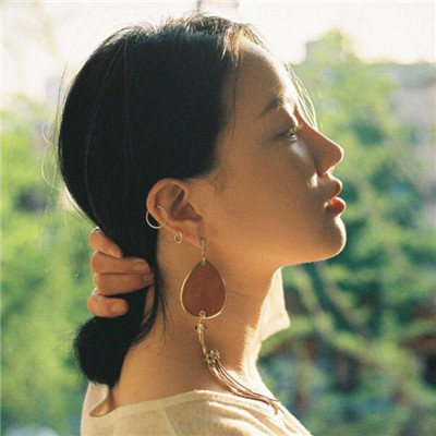 2024唯美有意境古风长发女生头像 真想一巴掌扇死过去的自己