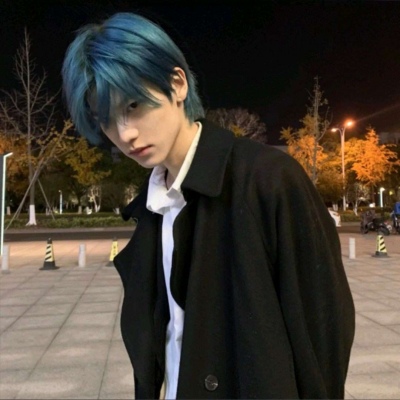 快手痞痞酷酷的威猛帅哥头像 能为一件事拼命努力真的很棒