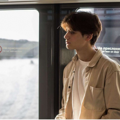 2024潮流男生欧美范威猛头像 如无风夜晚的雪花静静沉积在心底