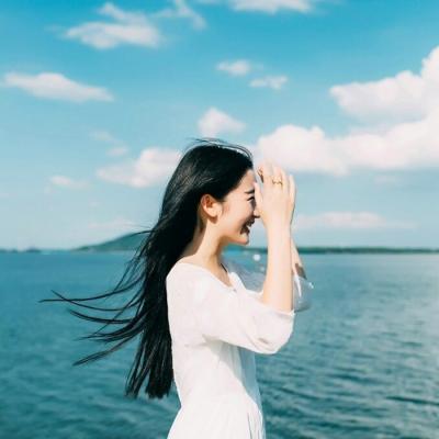 女神范十足的长发小清新适合夏天的女生长发头像精选