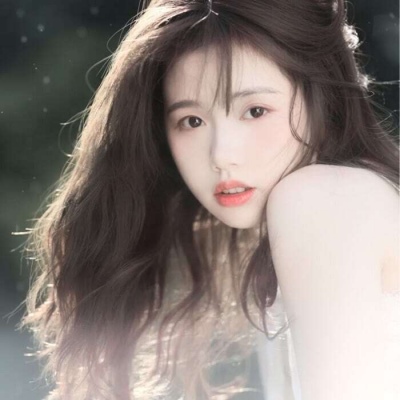 闺蜜呆萌的高外貌的意境头像一对 有人为了和你相遇而正在错过别人