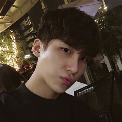 高冷威猛男生兄弟头像最新 别对浪子啰嗦他喜爱洒脱