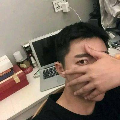 超拽有型男生头像高大帅气 有些话适合烂在心底