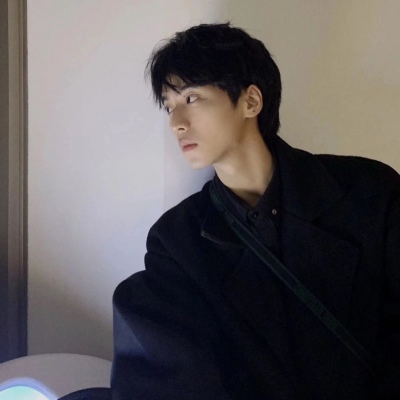 满满的荷尔蒙优质小清新男生一次次自我拯救愈合在每一个夜晚