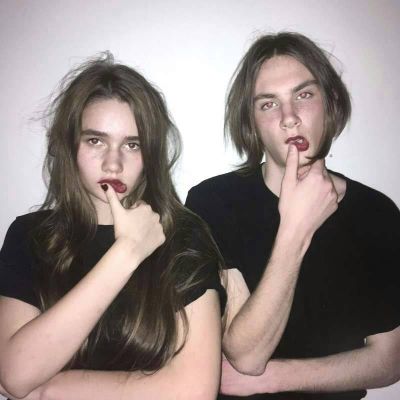 超拽威猛情侣合照小丑头像一对 我长话短说我喜爱你很久了