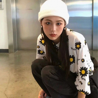 超拽个性头像女生很有范 唯美和宠溺与年龄无关