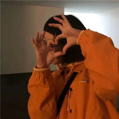 最新版高外貌好看的短发女生头像小清新 相比于喜爱你我想我应该先爱自己