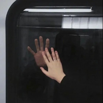 有点伤感但却很治愈的坠落也是掉进浩瀚星河