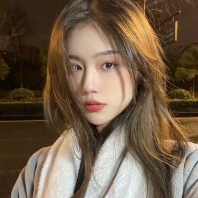 超凡头像女真人露脸呆萌 生活还是美好偏多不是吗