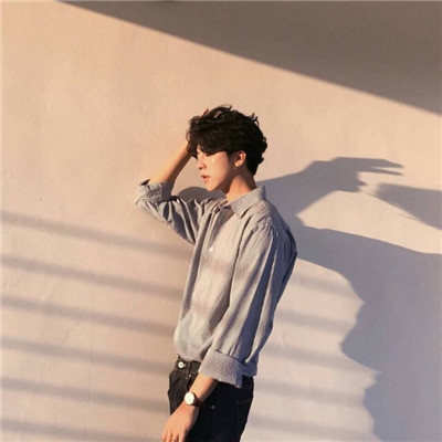 帅气超酷男生头像戴墨镜 得到的和想要的对不上号