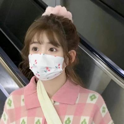 最新版俏皮搞鬼的女生微信简单又很好看的风度女头