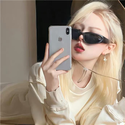 发光发亮爆美女头真人 美感度十足的女头版合集