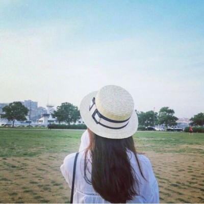 女生背影头像唯美漂亮伤感 说好玩玩而已怎么当了真