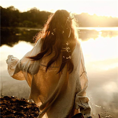 日光感女头神仙外貌好看 跨年夜的阳光女头合集