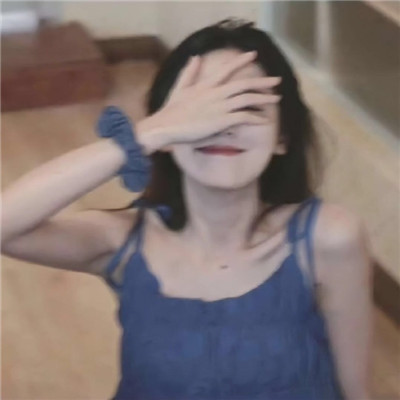 适合夏季的蓝色系女生头像真人 宇宙所有唯美我都想和你去看