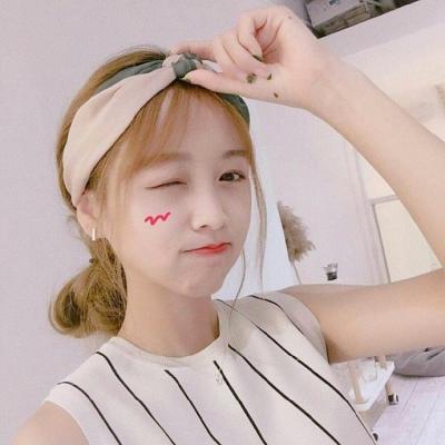 甜美治愈系漂亮女生超好看的呆萌女生头像精选