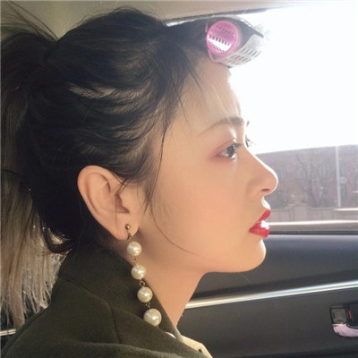 风度长发女生头像伤感 以后别喜爱他了好好喜爱我吧