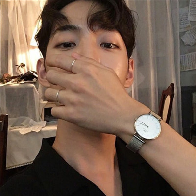 帅气男生侧脸头像精选 爱你一场还不如爱狗