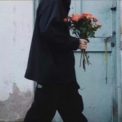 精选男生不露脸的低调部位很绝美的好看男头合集