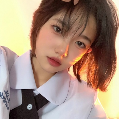 女生头像超凡十足好看真人 对于我们不联系的这个结果你满意吗